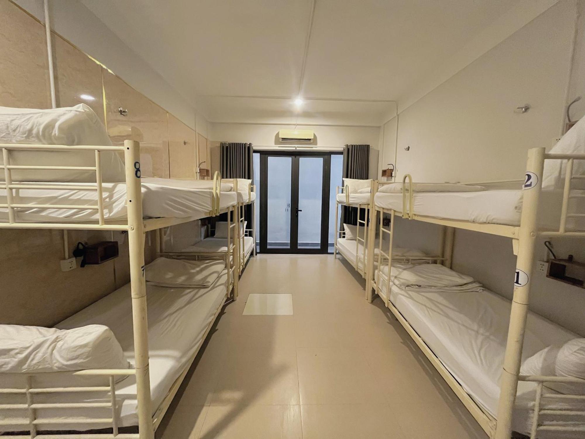 Harmony Old Town Hostel And Pool Bar Хойан Экстерьер фото